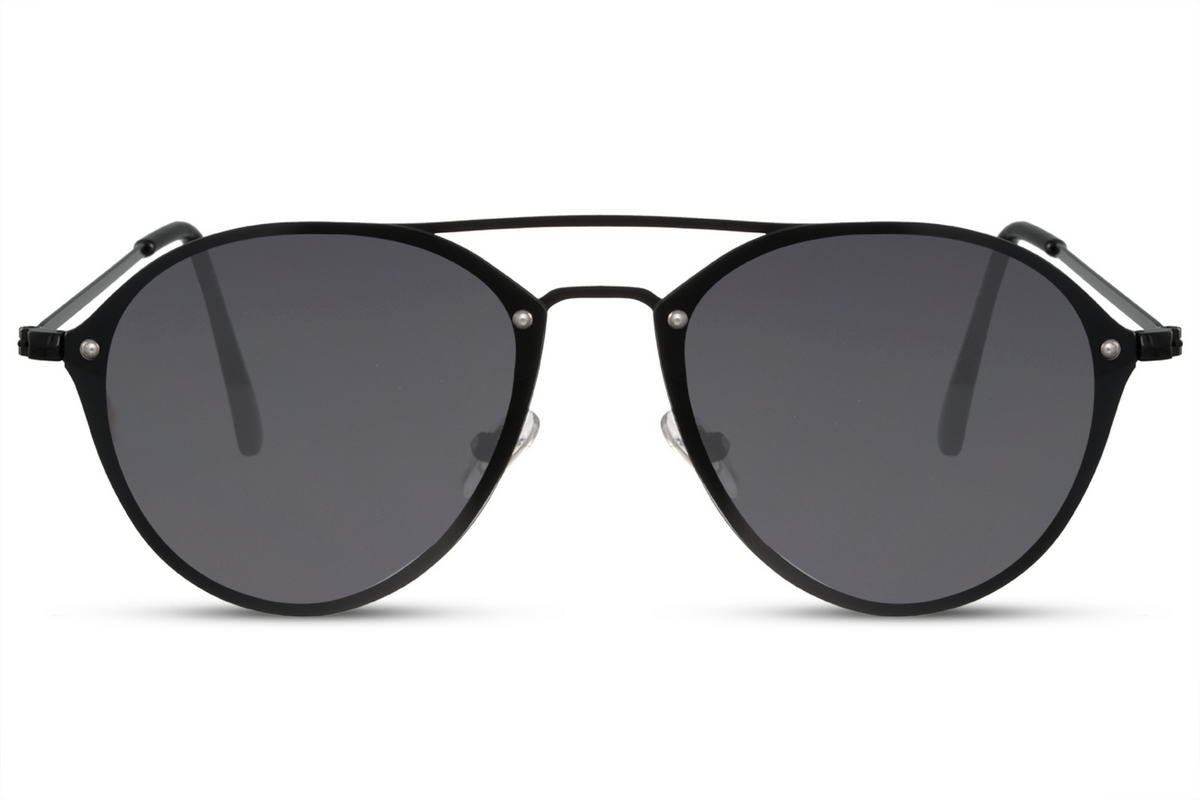 Black Parrot main product photo
